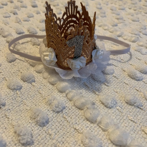 Baby girl birthday crown headband - Picture 3 of 3